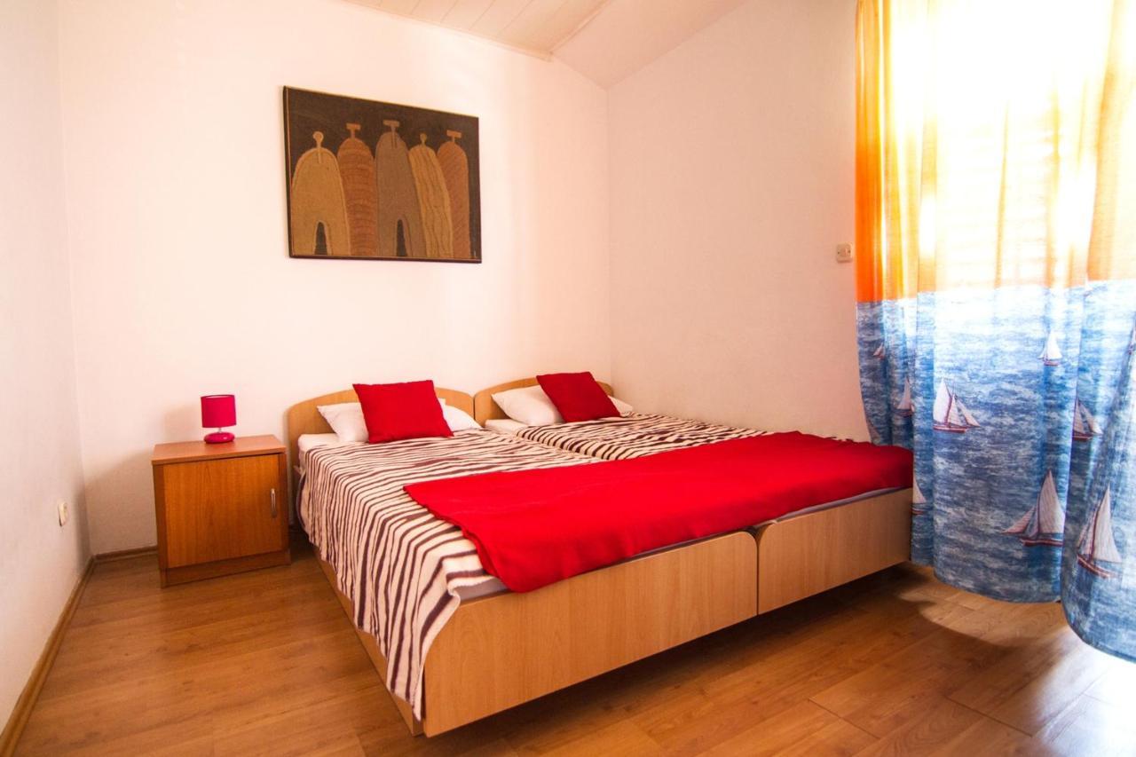 Apartment Stomorska 8650A Екстериор снимка